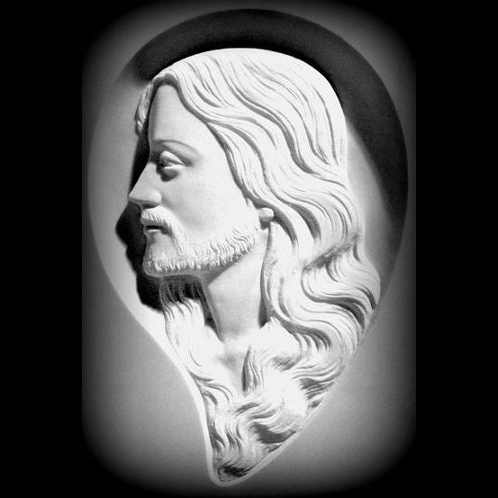 Bajorrelieve Cristo de perfil - En mármol de Carrara, personalizable ART03