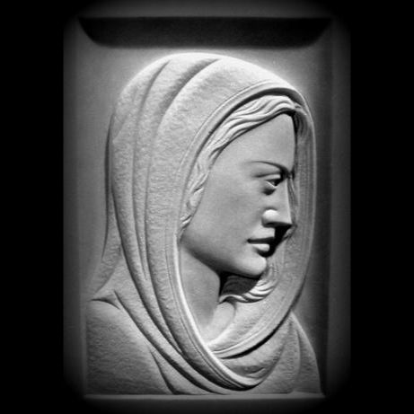 Bajorrelieve Virgen de perfil con velo - En mármol de Carrara, personalizable ART05